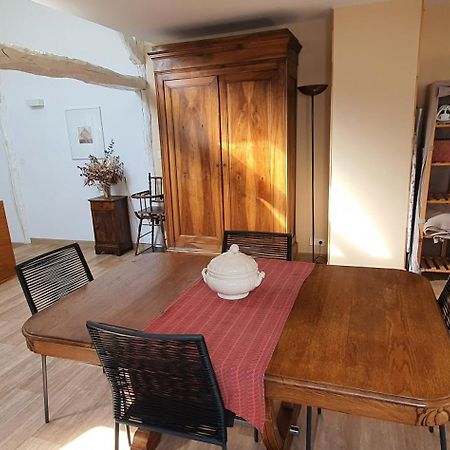 Appartement De Charme Au Coeur De Невер Экстерьер фото